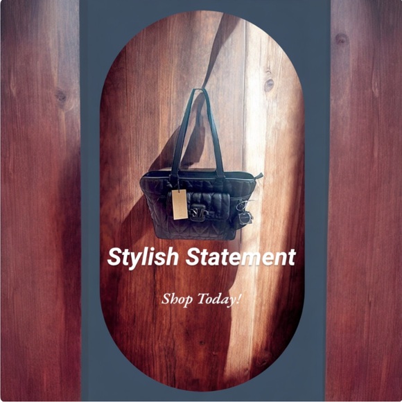 New! STEVE MADDEN Black Tote with Change Purse. Lots of pockets and compartments - Picture 5 of 16